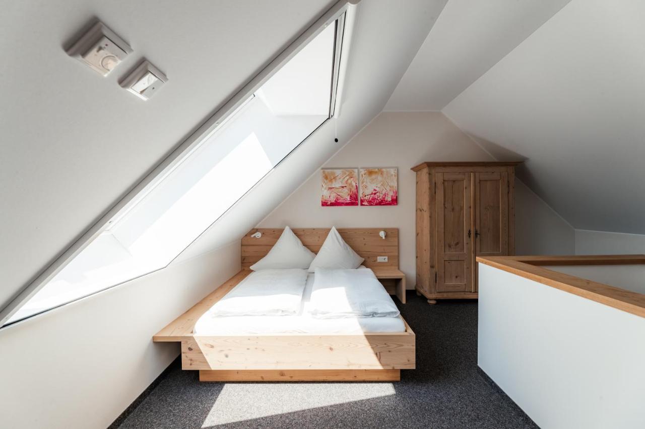 Gasthof Bogenrieder Pörnbach エクステリア 写真
